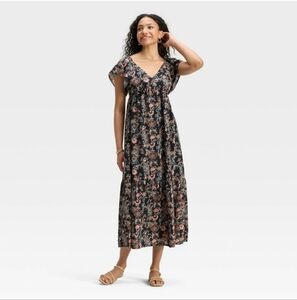 Universal Thread Women's Flutter Short Sleeve Maxi A-Line Dress ~  Black Floral